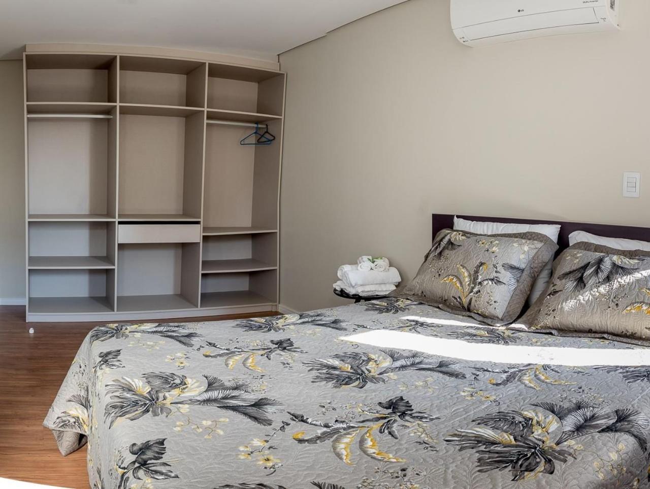 Dallas Apartamentos Na Via Gastronomica-Estacionamento-Amplos E Equipados-Wifi 벤투곤살베스 외부 사진
