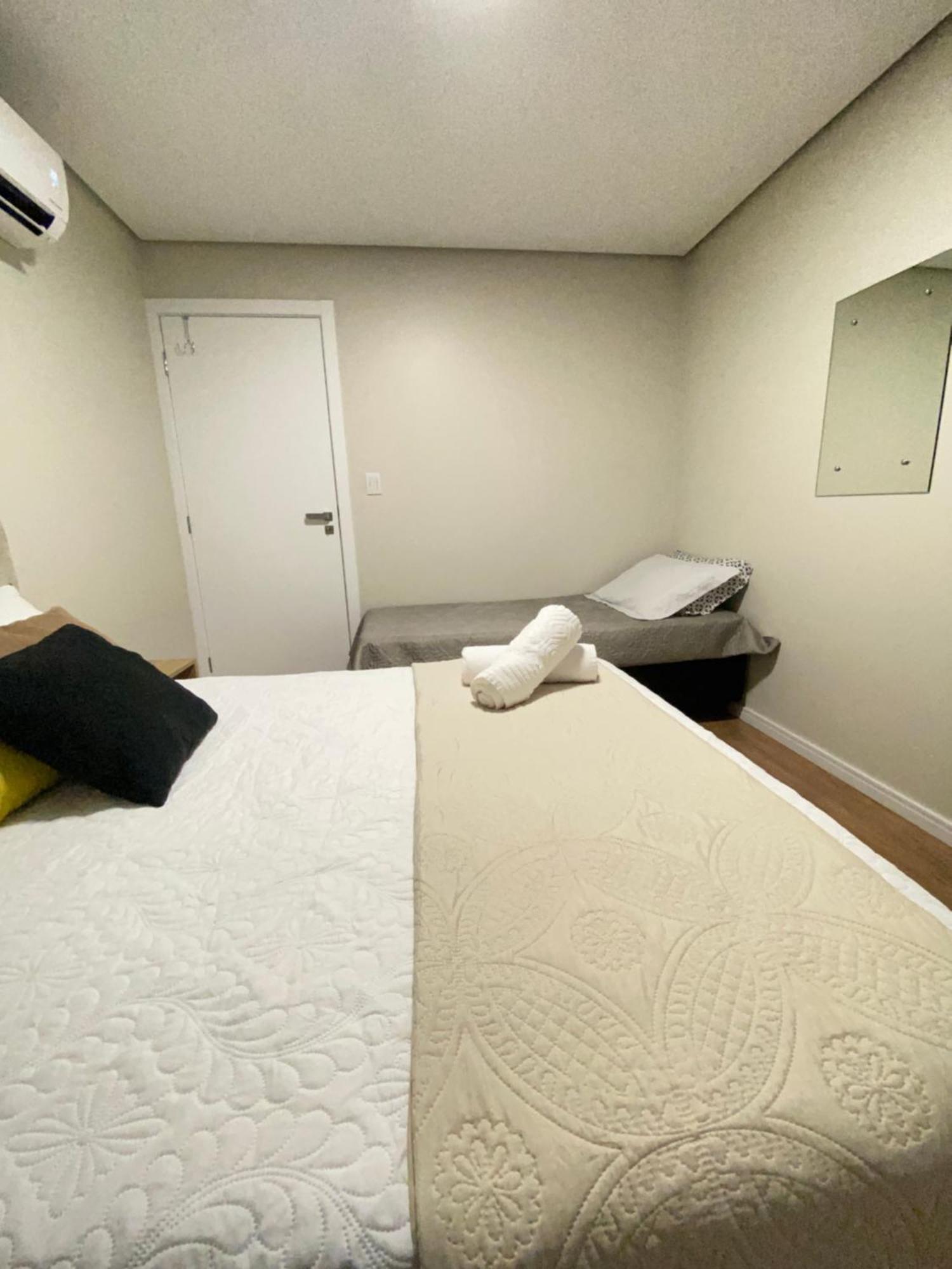 Dallas Apartamentos Na Via Gastronomica-Estacionamento-Amplos E Equipados-Wifi 벤투곤살베스 외부 사진
