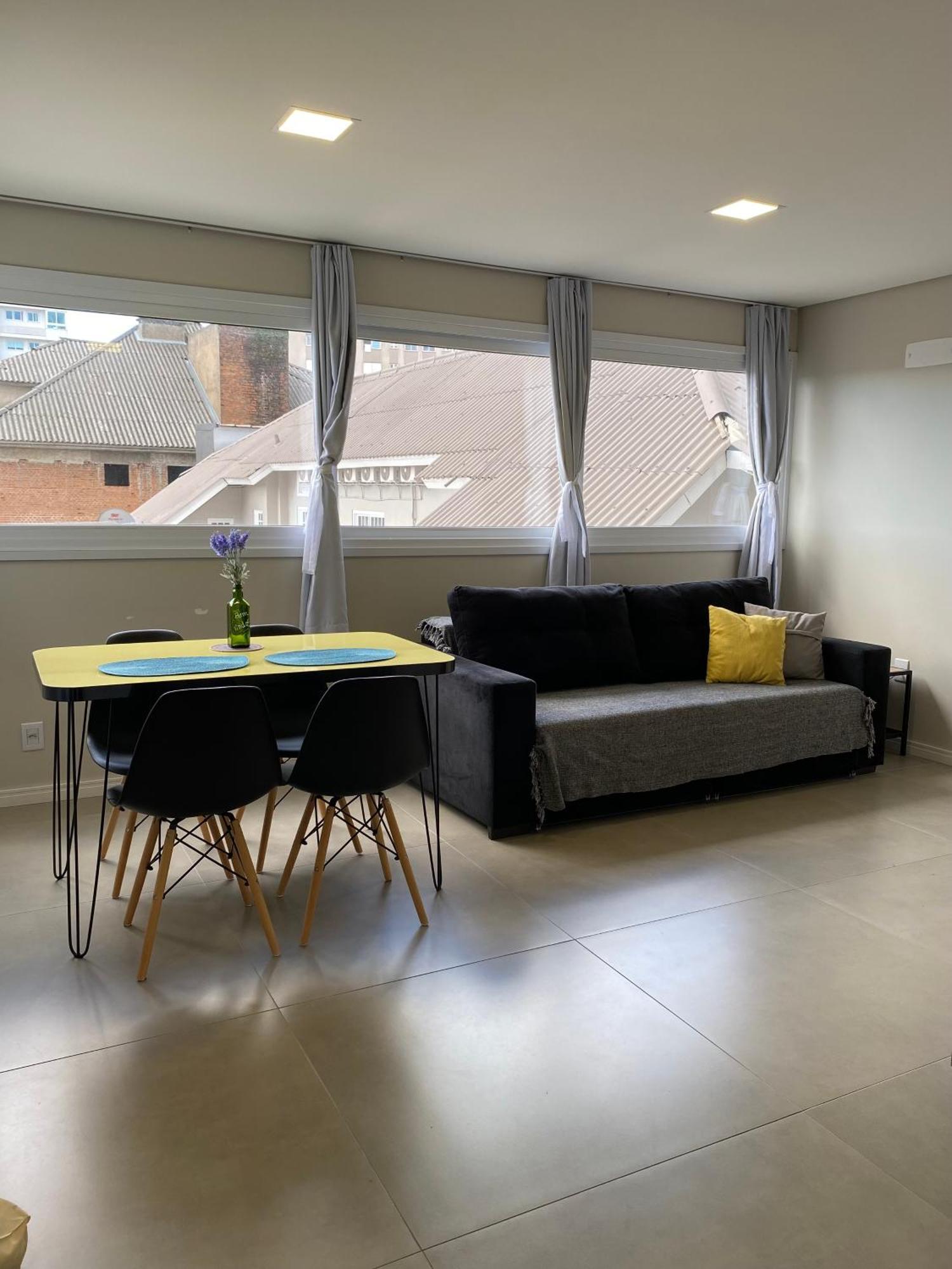 Dallas Apartamentos Na Via Gastronomica-Estacionamento-Amplos E Equipados-Wifi 벤투곤살베스 외부 사진